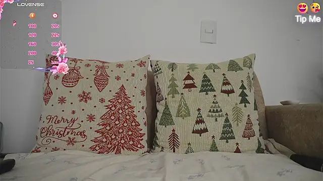 Roxybeautyy online show from February 20, 9:22 am