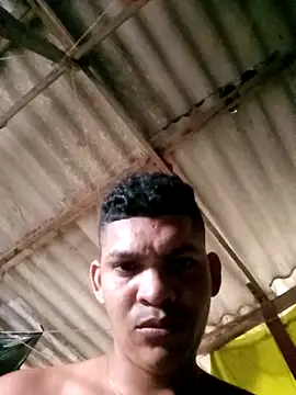 Snapshot of deivid1_34 chatting on October 23, 8:18 pm deivid1 34 online show from October 23, 8:18 pm