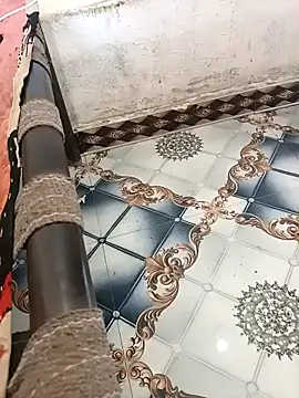 Snapshot of Pooja-guptq chatting on November 8, 7:12 am Pooja-guptq online show from November 8, 7:12 am