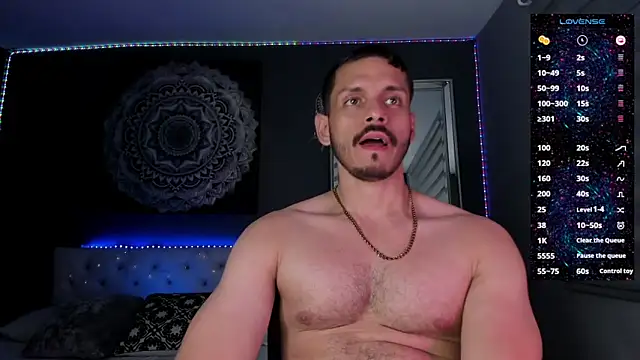 Snapshot of TianZilac chatting on November 19, 10:10 pm TianZilac online show from November 19, 10:10 pm