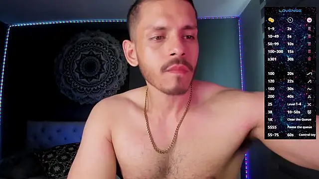 Snapshot of TianZilac chatting on December 17, 8:47 pm TianZilac online show from December 17, 8:47 pm