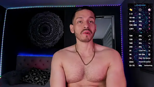 Snapshot of TianZilac chatting on November 29, 4:40 pm TianZilac online show from November 29, 4:40 pm