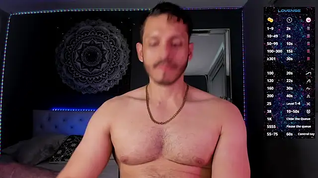 Snapshot of TianZilac chatting on November 24, 9:26 pm TianZilac online show from November 24, 9:26 pm