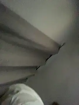 FiguralBeverage online show from December 19, 4:49 am