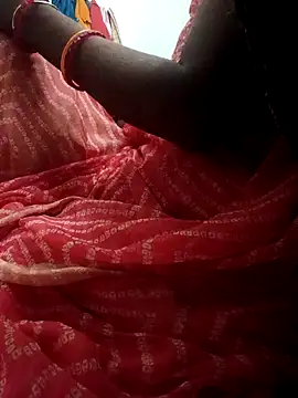 Snapshot of Radha8080 chatting on September 10, 12:20 am Radha8080 online show from September 10, 12:20 am