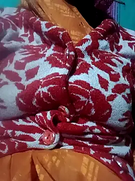 Snapshot of Radha8080 chatting on November 16, 3:50 pm Radha8080 online show from November 16, 3:50 pm