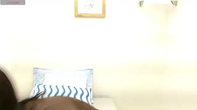 Snapshot of louis_k chatting on December 2, 11:34 am louis k online show from December 2, 11:34 am