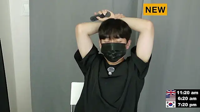Snapshot of min9811 chatting on June 26, 10:21 am min9811 online show from June 26, 10:21 am