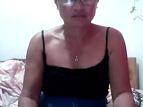 nathalie0045 online show from September 19, 9:24 am