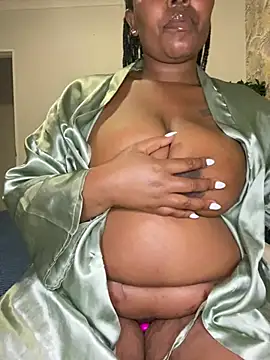 fatpussydallx online show from April 22, 5:20 pm
