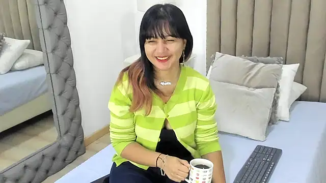 Snapshot of zusan_king_ chatting on October 7, 3:29 am zusan king online show from October 7, 3:29 am