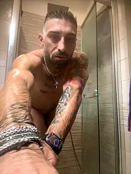 GmGit online show from November 27, 9:15 pm