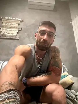 GmGit online show from October 26, 4:24 am