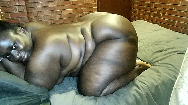 ASSQUEEN37Xx online show from October 30, 3:27 am