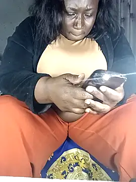 ASSQUEEN37Xx online show from May 23, 5:01 pm