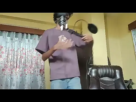 Snapshot of thecatfish chatting on September 25, 2:56 pm thecatfish online show from September 25, 2:56 pm