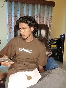 Snapshot of thecatfish chatting on November 10, 1:16 pm thecatfish online show from November 10, 1:16 pm