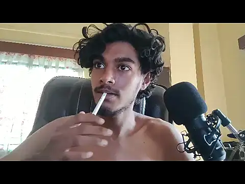 Snapshot of thecatfish chatting on September 18, 1:30 am thecatfish online show from September 18, 1:30 am