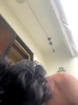 Snapshot of thecatfish chatting on October 3, 9:22 am thecatfish online show from October 3, 9:22 am