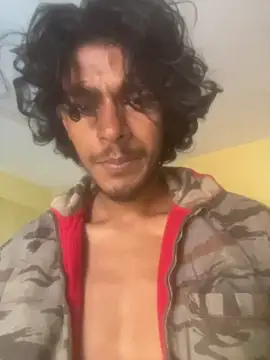 Snapshot of thecatfish chatting on December 16, 5:33 am thecatfish online show from December 16, 5:33 am