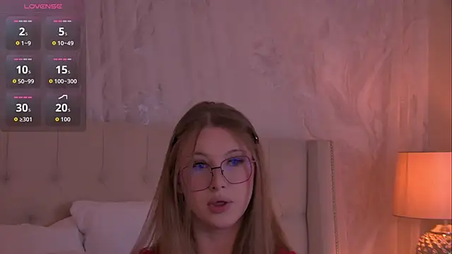 RemyLoon online show from February 8, 1:31 pm