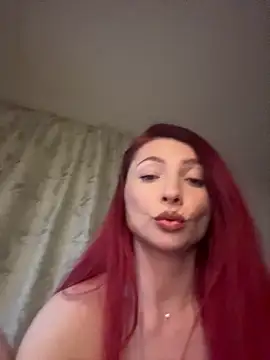 AlyxVonD online show from April 16, 7:14 pm