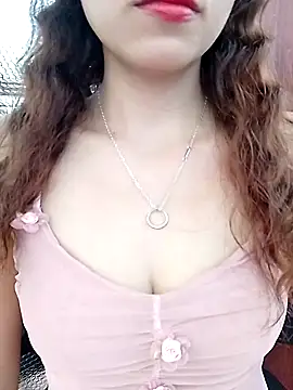 Snapshot of MyMy08 chatting on October 5, 4:25 am MyMy08 online show from October 5, 4:25 am