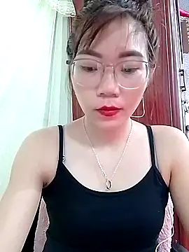 Snapshot of MyMy08 chatting on December 3, 12:26 pm MyMy08 online show from December 3, 12:26 pm