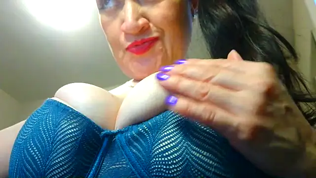 sharoldfox19 online show from January 14, 5:38 pm