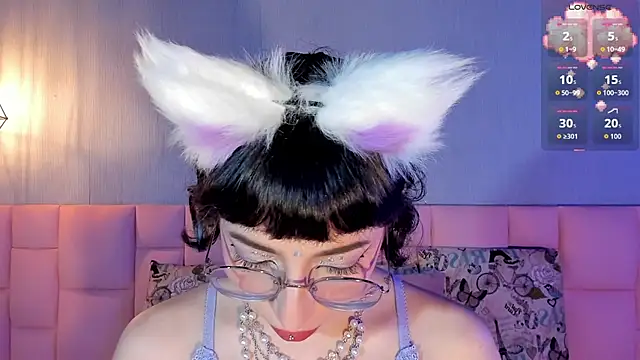 Snapshot of Lexyy_Bluee chatting on November 17, 3:05 pm Lexyy Bluee online show from November 17, 3:05 pm