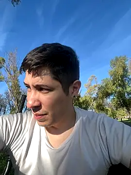 Snapshot of 9999Alez chatting on October 10, 7:47 pm 9999Alez online show from October 10, 7:47 pm