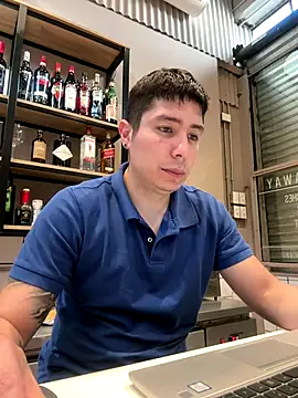 Snapshot of 9999Alez chatting on October 7, 7:37 pm 9999Alez online show from October 7, 7:37 pm