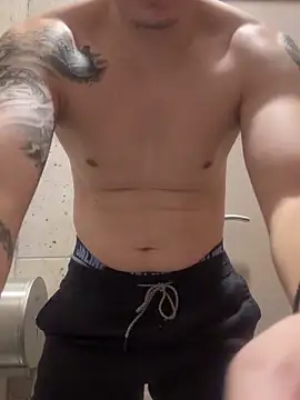 Snapshot of 9999Alez chatting on October 11, 7:26 pm 9999Alez online show from October 11, 7:26 pm