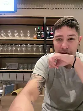 Snapshot of 9999Alez chatting on September 19, 7:29 pm 9999Alez online show from September 19, 7:29 pm