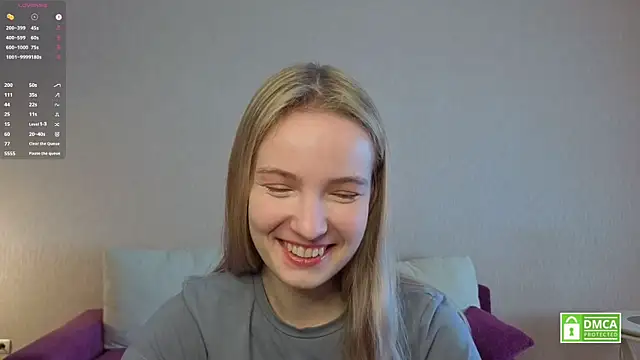HongTomczak online show from July 13, 6:24 am