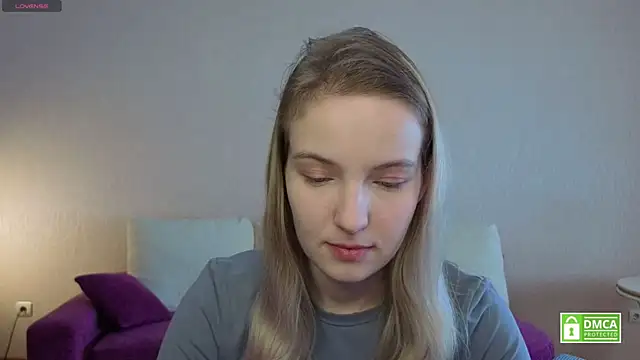 Snapshot of HongTomczak chatting on May 14, 7:38 am HongTomczak online show from May 14, 7:38 am