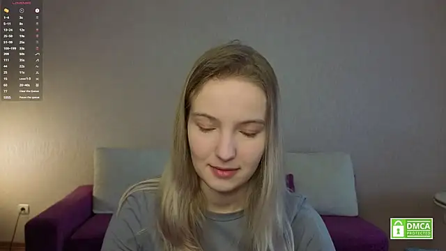 Snapshot of HongTomczak chatting on May 13, 7:37 am HongTomczak online show from May 13, 7:37 am
