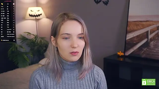 HongTomczak online show from November 20, 7:42 am