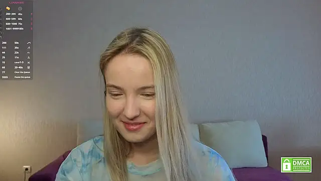 HongTomczak online show from July 6, 6:42 am