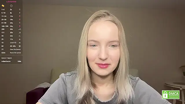 HongTomczak online show from March 2, 7:37 am