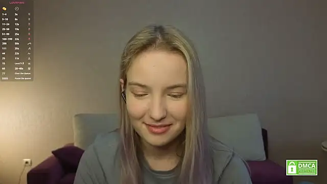HongTomczak online show from July 27, 6:31 am