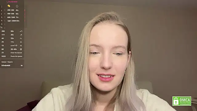 HongTomczak online show from February 28, 7:41 am