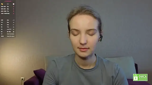 HongTomczak online show from July 9, 9:21 am