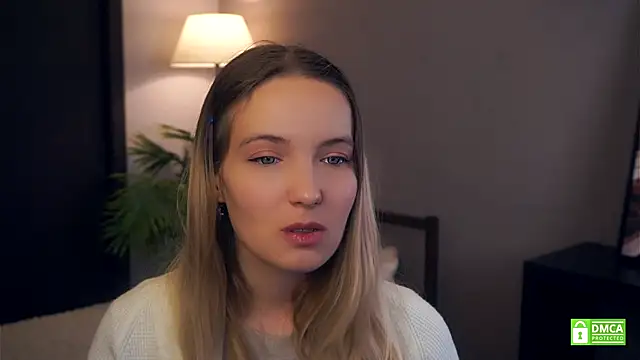 HongTomczak online show from October 24, 7:40 am