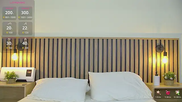 emma morales  online show from October 24, 12:26 pm