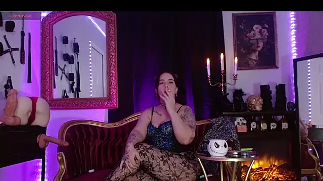 miss strapon online show from November 29, 1:55 pm