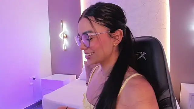 emily tolson online show from February 28, 12:16 pm