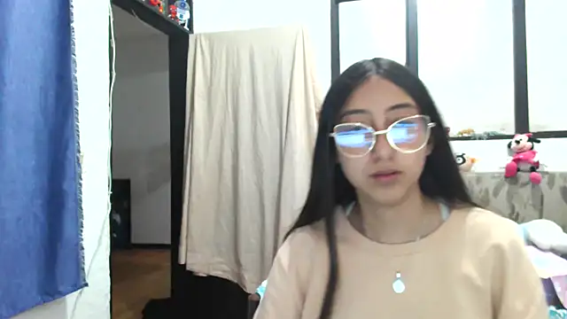 Snapshot of Nanilux chatting on October 7, 1:06 am Nanilux online show from October 7, 1:06 am