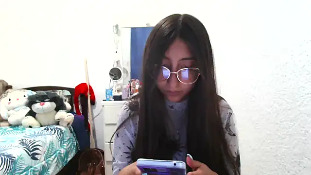 Snapshot of Nanilux chatting on September 19, 10:03 pm Nanilux online show from September 19, 10:03 pm