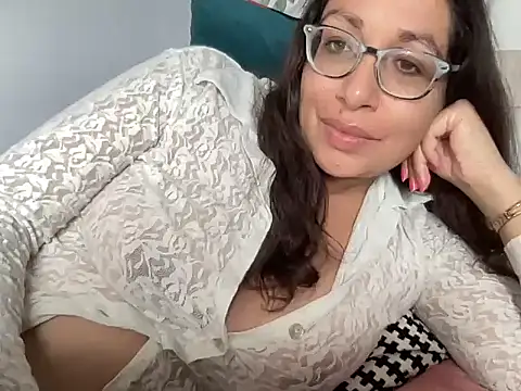 RosaFreya online show from July 22, 10:06 am